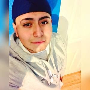 Meet your Posher, Daniel